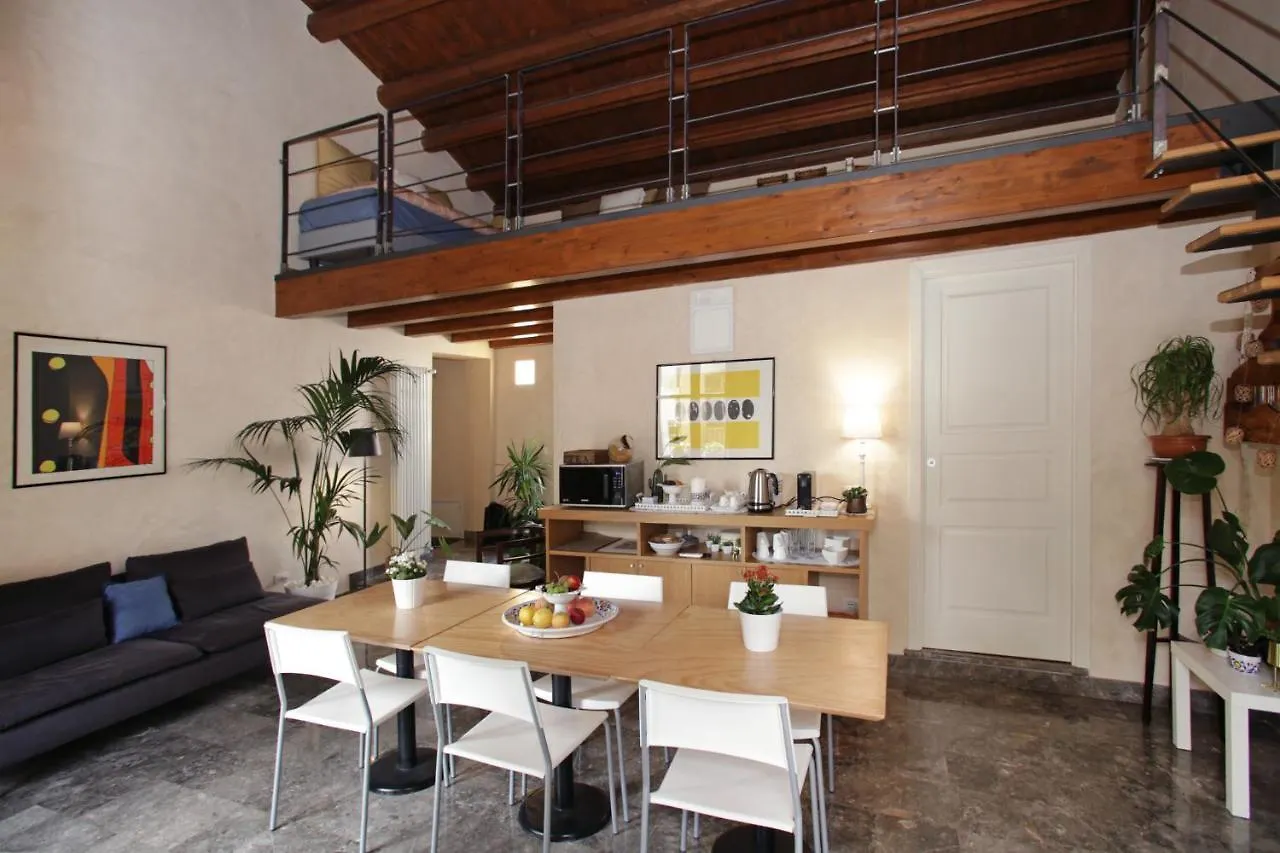 باليرمو Casa Miqva - Rooms In Shared Apartment 2*,  إيطاليا