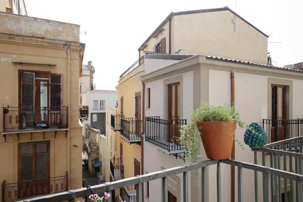 Casa Miqvà - Rooms&breakfast Palermo
